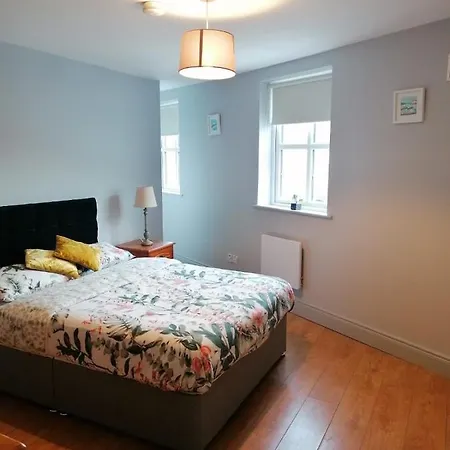 Oak House Holiday home *